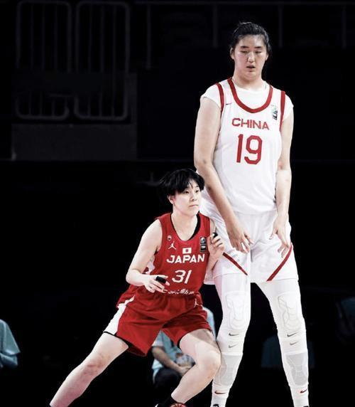 张子宇此前2战日本场均17分7篮板投篮命中率为77%的简单介绍