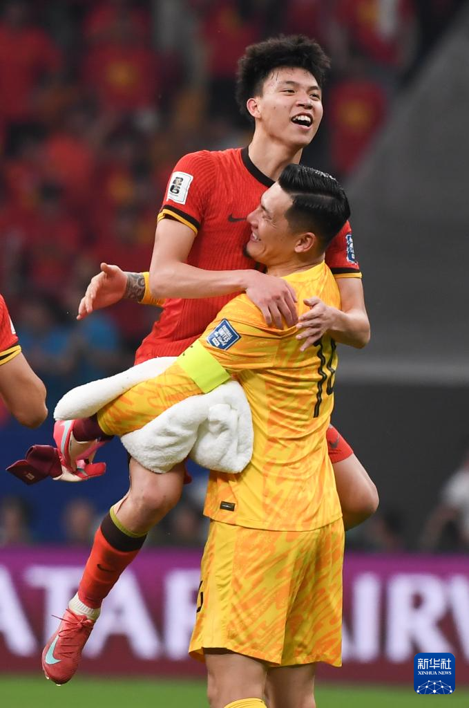凯发体育-男篮世预赛回顾：王哲林27分14板，中国男篮加时胜巴林的简单介绍