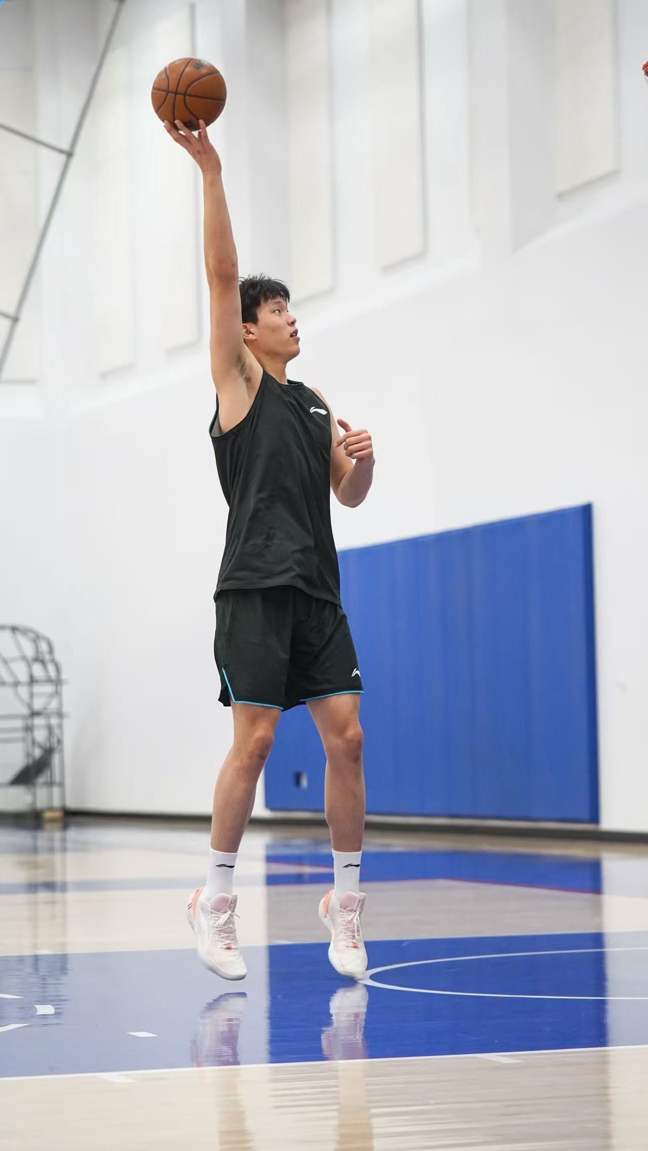 杨瀚森要培养快速做决定的习惯，这是NBA需要的节奏