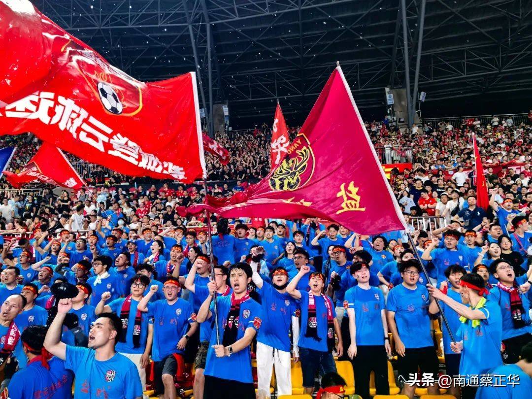 凯发体育-富力客场取胜，势如破竹猛冲榜首