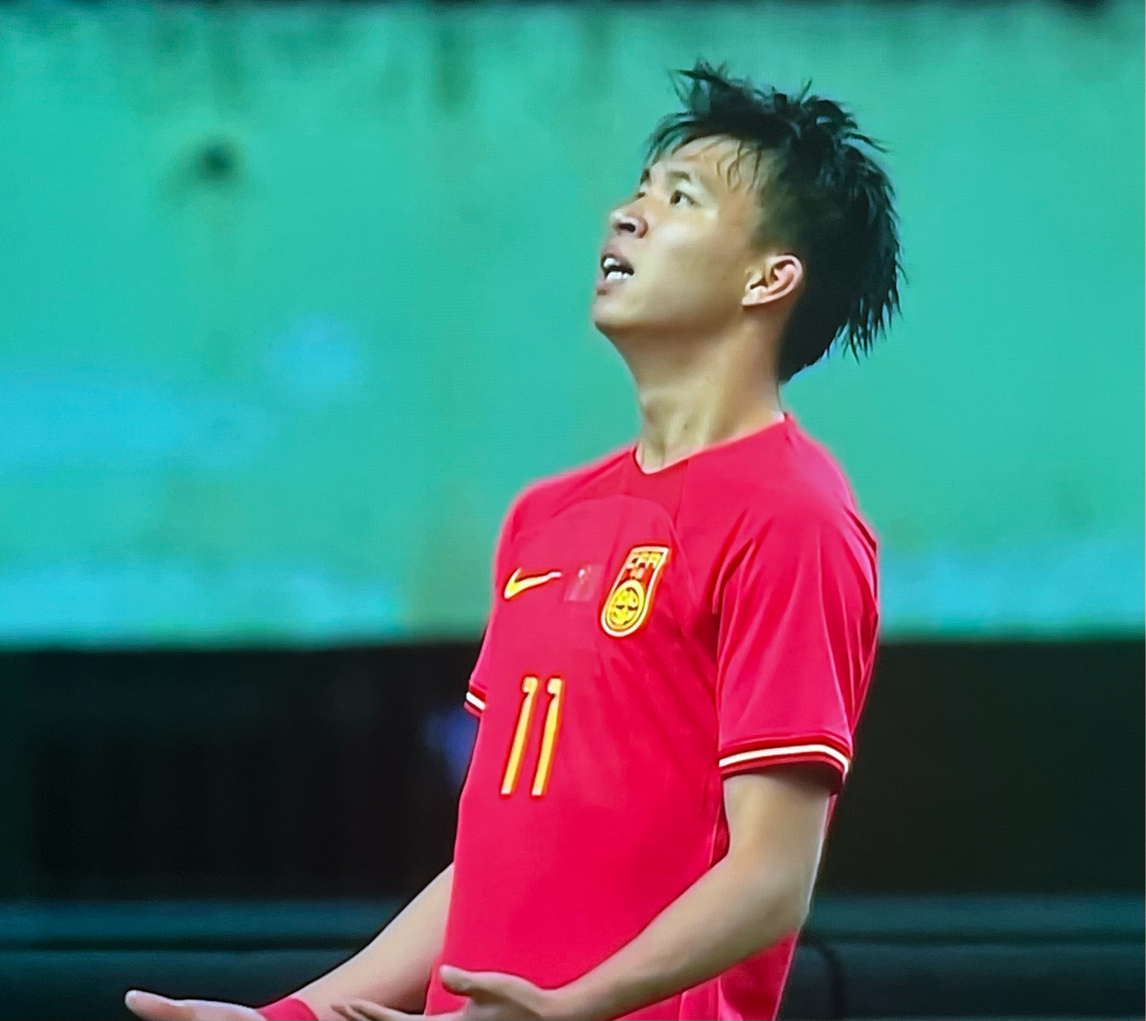 凯发体育平台-黄金时刻！欧洲足球联赛赛场上的战斗之路